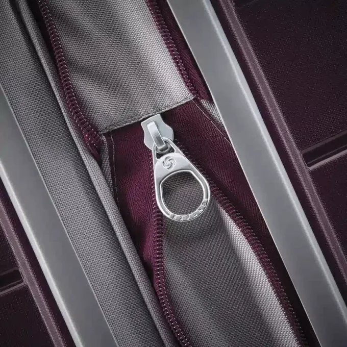 Maleta con ruedas Freeform mediana