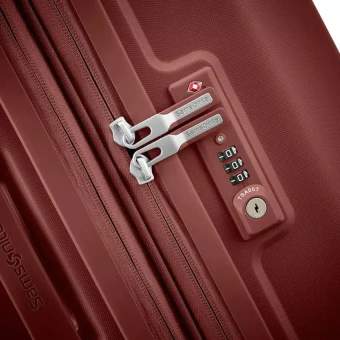 Maleta con ruedas Outline Pro mediana