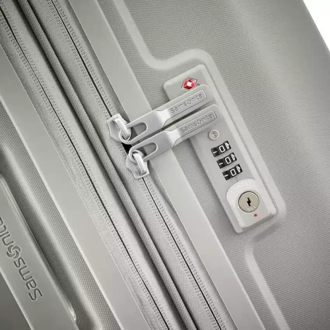 Maleta con ruedas Outline Pro Large