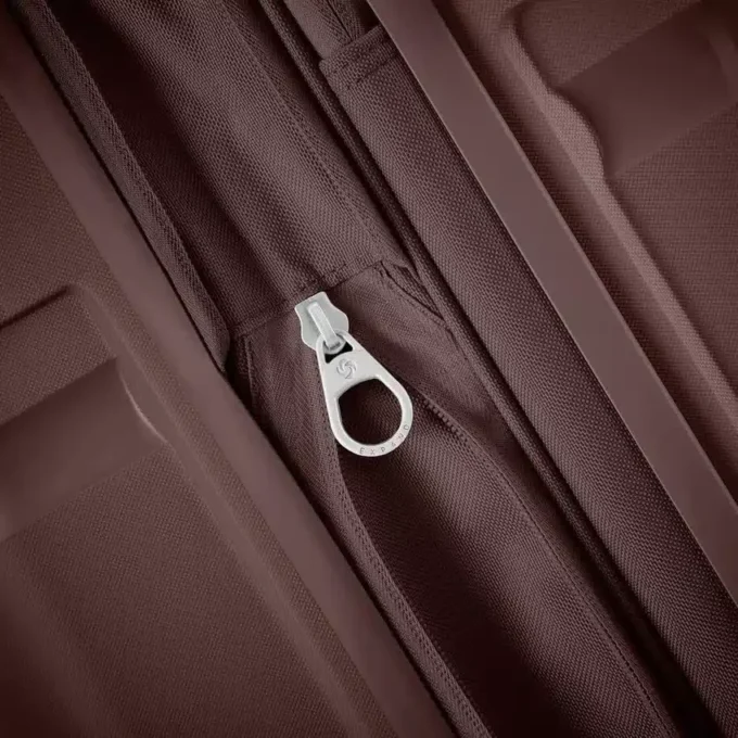 Maleta con ruedas Outline Pro Large