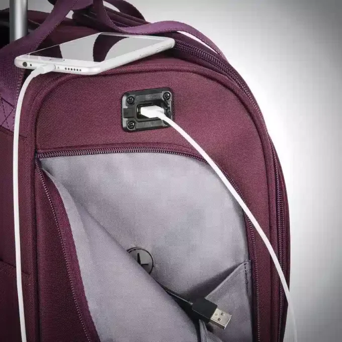 Maleta con ruedas para debajo del asiento y puerto USB