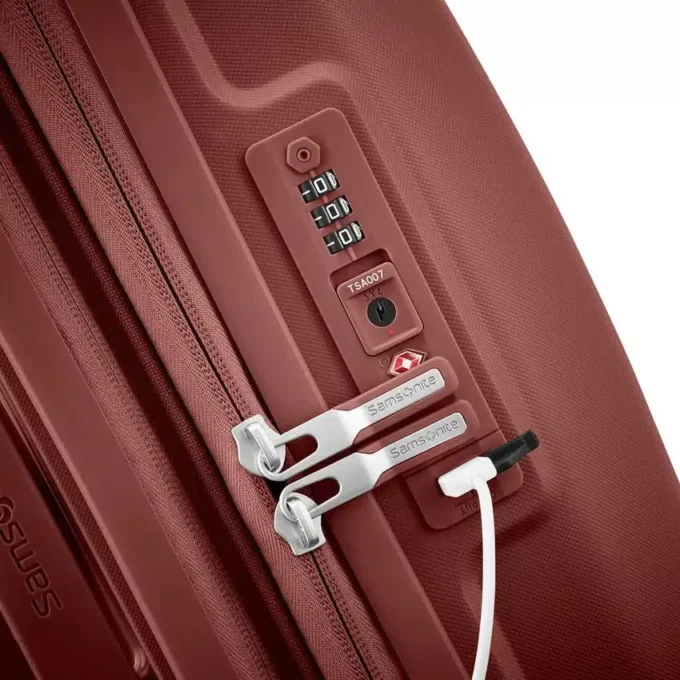 Maleta de equipaje de mano con ruedas Outline Pro