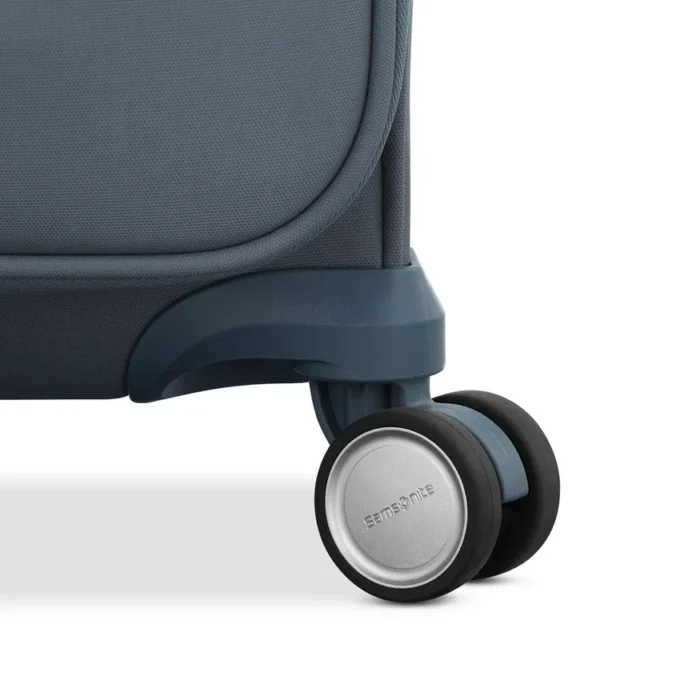 Maleta de equipaje de mano global con ruedas Elevation™ Plus de lado blando