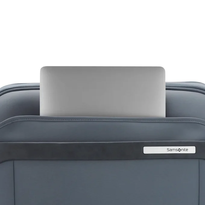 Maleta de equipaje de mano global con ruedas Elevation™ Plus de lado blando