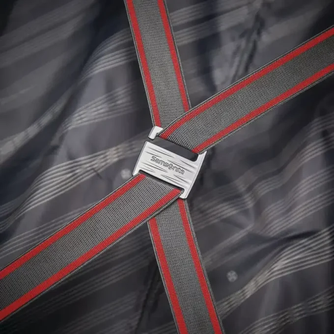 Maleta de equipaje de mano Voltage DLX Global